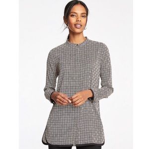 Ann Taylor Tunic Blouse Geometric Tipped Square Button Front Round Hem Women’s S